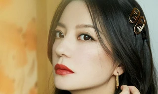 Triệu Vy có động thái mới cực ung dung giữa "bão thanh trừng", đập tan tin đồn đang ở Pháp