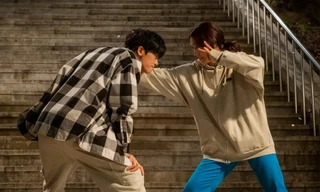 Doctor Slump: Park Hyung Sik - Park Shin Hye "cưa sừng làm nghé", vừa hài vừa khóc