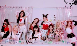 TWICE khiến ONCE "ám ảnh" việc học với album mới: Từ Hóa học đến "hàm Sin, Cos" đều có đủ!