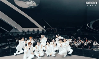 MAMA 2021: Wanna One thực hiện lời hứa năm nào khiến Wannable không kìm được nước mắt