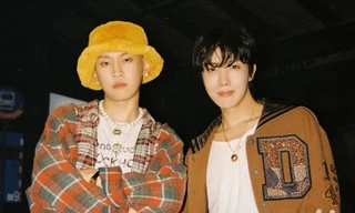 Crush lần đầu kết hợp cùng j-hope: Tái hiện vũ đạo hit "MIC Drop" (BTS) trong MV "Rush Hour"