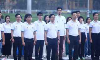 Lễ báo công xúc động của các Gương mặt trẻ Việt Nam tiêu biểu 2023 tại Lăng Bác