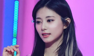Tzuyu TWICE không còn bị JYP "ghẻ lạnh", có liên quan gì đến bài đăng của mẹ ruột?