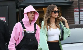 Diện phong cách "ông một đằng, bà một nẻo", vợ chồng Justin Bieber có còn gây tranh cãi?