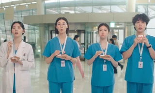 Resident Playbook tập 3, 4: Yi Young tiến tới, cameo "Cá hố" kéo mốc rating mới