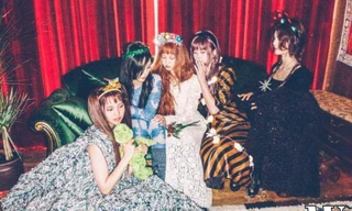 NewJeans lạc vào xứ sở thần tiên trên W Korea: Ảnh bìa khó hiểu, ảnh cá nhân lại "gây mê"