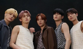 TXT "chốt đơn" danh phận Đại sứ thương hiệu Dior sau sự trở lại bùng nổ tại Lollapalooza