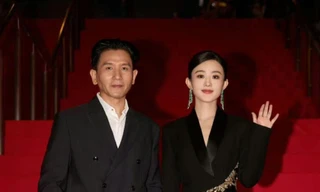 Triệu Lệ Dĩnh bị đồn hẹn hò với đạo diễn có tiếng, fan: "Chị hạnh phúc là được"