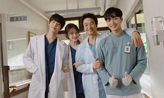 "Người Thầy Y Đức" phần 3: Ahn Hyo Seop, Lee Sung Kyung cùng trở lại, hé lộ thời điểm lên sóng