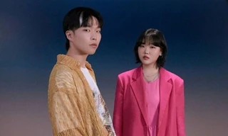 "NAKKA" - AKMU kết hợp cùng IU gửi thông điệp đừng sợ hãi trước những vấp ngã