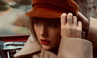 Taylor Swift "tái sinh" album Red, lần đầu tiên trở lại với 30 ca khúc trong một album