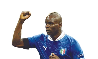Balotelli, từ 'siêu quậy' thành người hùng