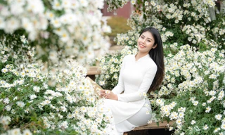 Hoa khôi game thủ mang vẻ đẹp tỏa nắng