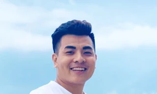 Chàng trai đam mê du lịch tỏa sáng với nghề