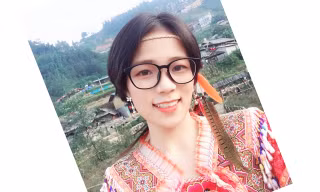 Nữ sinh là Đảng viên trường Thủy Lợi có ngày tháng năm sinh toàn số 8