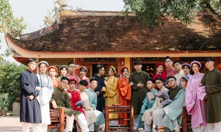 D2K61 Nguyễn Huệ: Ngược dòng thời gian với bộ ảnh kỷ yếu cổ phục Việt Nam