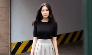 Nữ sinh ngành truyền thông thành thạo 3 ngoại ngữ, gây sốt với vẻ đẹp “thần tiên tỷ tỷ”