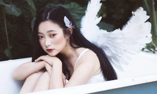 Cô giáo dạy Toán là mẫu ảnh kiêm photographer