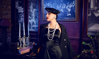 Phạm Hương: “Học nghệ thuật vì đam mê, không phải để đánh đổi”