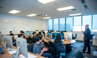 Biểu tượng cảm xúc Emoji giúp người học đón nhận phản hồi trực tuyến