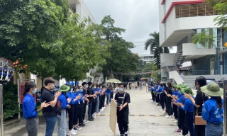 Kỳ thi đặc biệt và những cách tiếp sức mùa thi đậm chất Kiến trúc