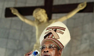 Hồng y Nam Phi gây tranh cãi về tội ấu dâm