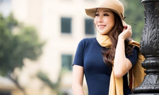 Hoa hậu Ngô Phương Lan xinh đẹp trẻ trung dạo phố ngày đầu năm