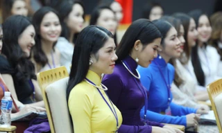 Các thí sinh trong buổi sơ khảo. Ảnh: Hồng Vĩnh.