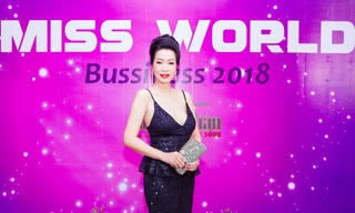 Á hậu Trịnh Kim Chi gợi cảm ở tuổi tứ tuần khiến đàn em 'ghen tỵ'