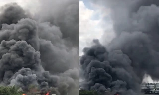 Clip biển lửa ngùn ngụt thiêu rụi dãy nhà ở chợ nổi Cái Răng