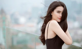 Á hậu Diệu Thuỳ tung ảnh gợi cảm trước tin đồn đi thi HH quốc tế 2018