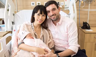 Hà Anh xuất hiện xinh đẹp ngỡ ngàng chỉ sau 5 ngày sinh con