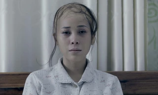 'Nữ hoàng trang sức' Mỹ Duyên gây sốc với hình ảnh trọc lốc vì ung thư