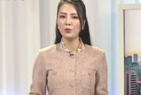 Showbiz 4/11: Thụy Vân gặp sự cố trên sóng VTV, buộc phải dời chương trình