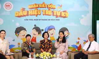 Giúp trẻ tự kỷ: Cha mẹ cần kiên nhẫn, đừng bỏ lỡ thời gian can thiệp dưới 3 tuổi