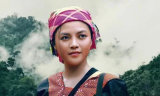 Dàn sao ‘Cuộc chiến không giới tuyến’ được trao tặng bằng khen