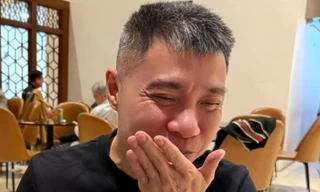 Showbiz 26/11: NSND Công Lý dễ nổi cáu sau khi bị bệnh