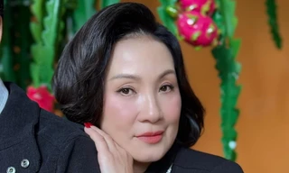 Showbiz 22/5: Hồng Đào nói về tin tái hôn ở tuổi 63