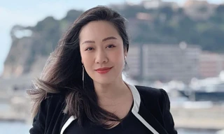 Showbiz 15/4: Ngô Phương Lan sau 18 năm đăng quang