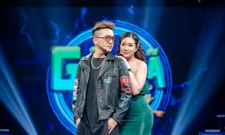 Ca sĩ Dương Ngọc Thái và vợ Triệu Ái Vy. 