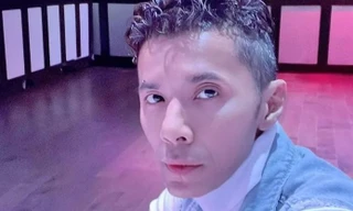 Showbiz 27/12: Kasim Hoàng Vũ nhập viện cấp cứu ở Mỹ