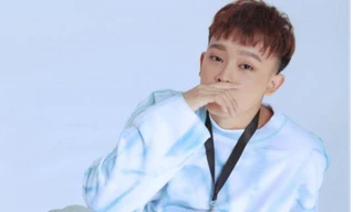 Showbiz 18/12: Hồ Văn Cường chính thức tái xuất