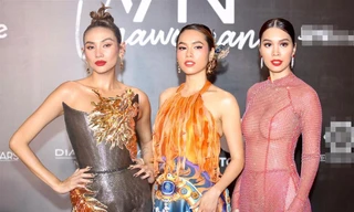 Showbiz 22/8: Xử phạt 70 triệu đồng vụ siêu mẫu Hà Anh mặc phản cảm 