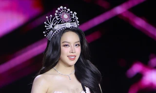 Hoa hậu Thanh Thủy final walk kết thúc nhiệm kỳ