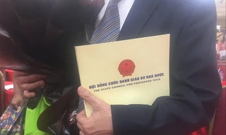 Giá trị của học hàm GS hay PGS nằm ở việc đóng góp cho nghiên cứu và đào tạo