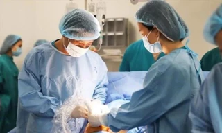 Một ca can thiệp bào thai tại Bệnh viện Phụ sản Hà Nội