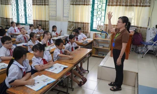 Học sinh trong một tiết học tại Trường tiểu học Hiệp Tân (quận Tân Phú, TPHCM). Ảnh: Nhàn Lê