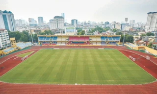 Sân Hàng Đẫy trở thành “điểm nóng” trong cuộc tranh chấp giữa 3 đội bóng tại V-Leauge. Ảnh: Huỳnh Đăng