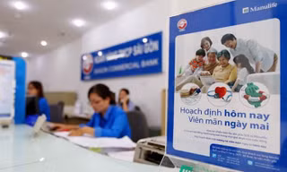 Manulife liên kết với ngân hàng để bán bảo hiểm và gây tai tiếng suốt nhiều tháng qua