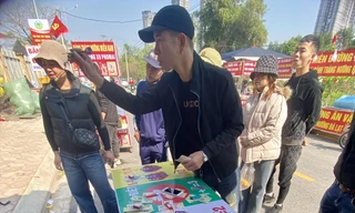 Mỗi ván phi tiêu cộng điểm, số tiền đặt cược có thể lên tới hàng triệu đồng